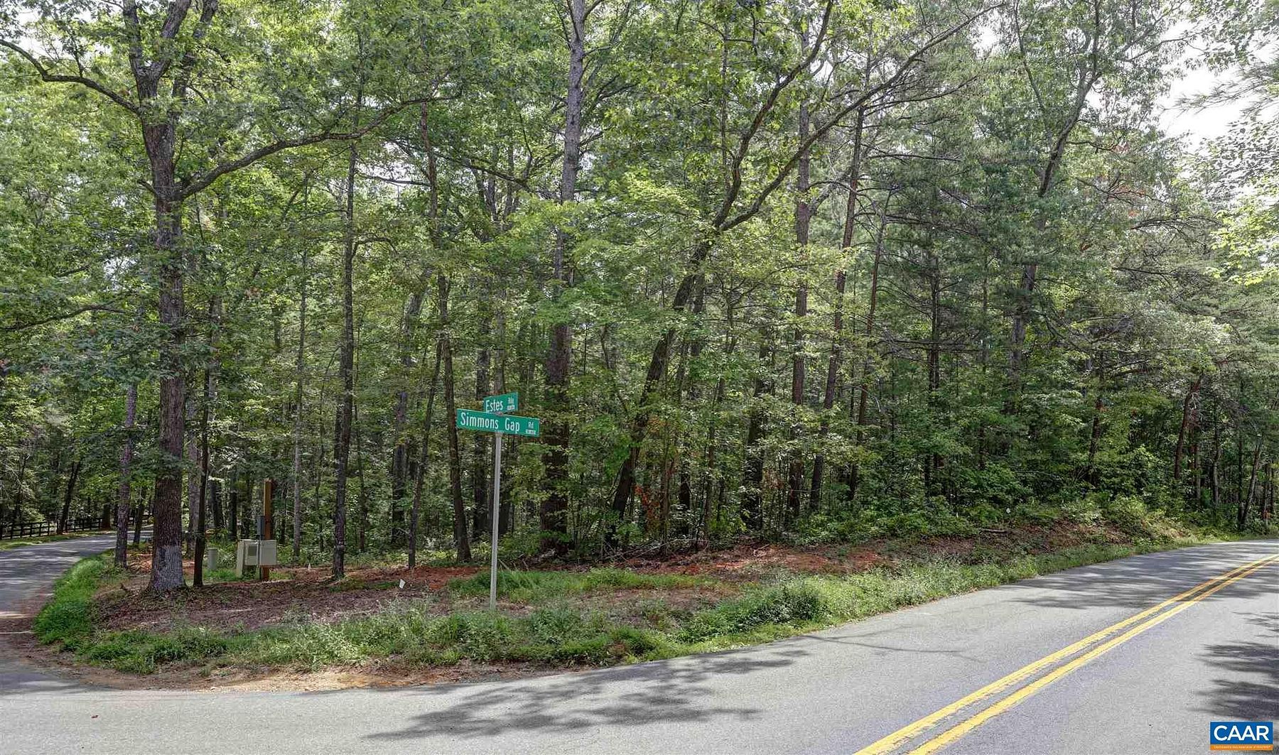 10 Acres of Residential Land for Sale in Dyke, Virginia