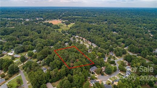 1.4 Acres of Residential Land for Sale in Matthews, North Carolina
