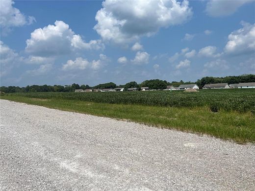 0.58 Acres of Residential Land for Sale in Highland, Illinois