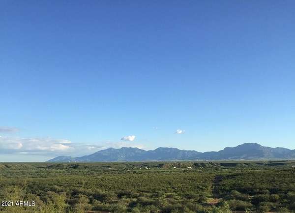 28 Acres of Recreational & Residential Land for Sale in Huachuca City, Arizona