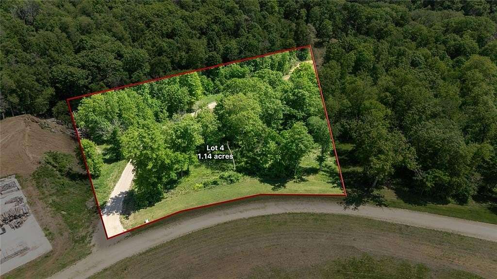1.14 Acres of Residential Land for Sale in Anamosa, Iowa