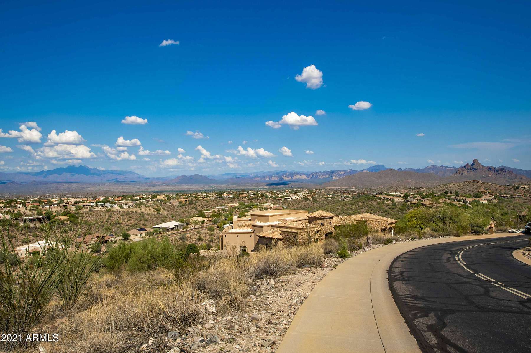 4.1 Acres of Residential Land with Home for Sale in Fountain Hills, Arizona