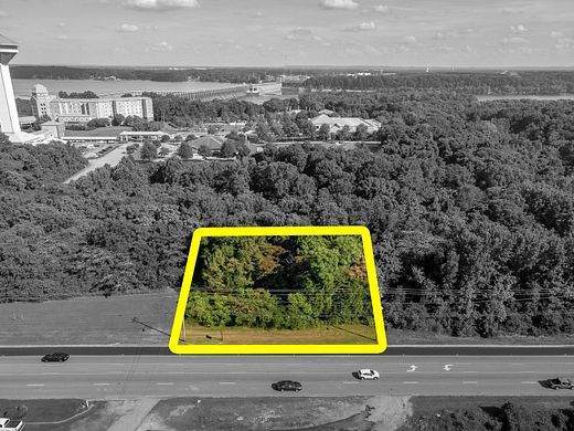0.5 Acres of Commercial Land for Sale in Florence, Alabama