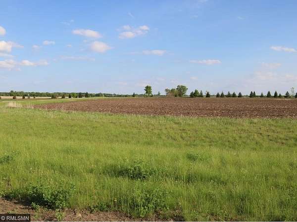 2.47 Acres of Residential Land for Sale in Le Sueur, Minnesota