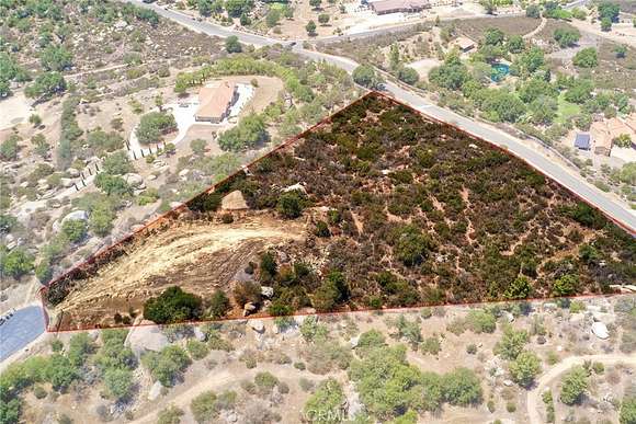 5 Acres of Improved Land for Sale in Murrieta, California