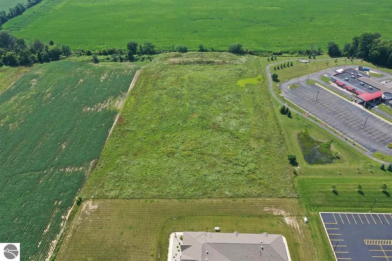 6.1 Acres of Residential Land for Sale in Mount Pleasant, Michigan