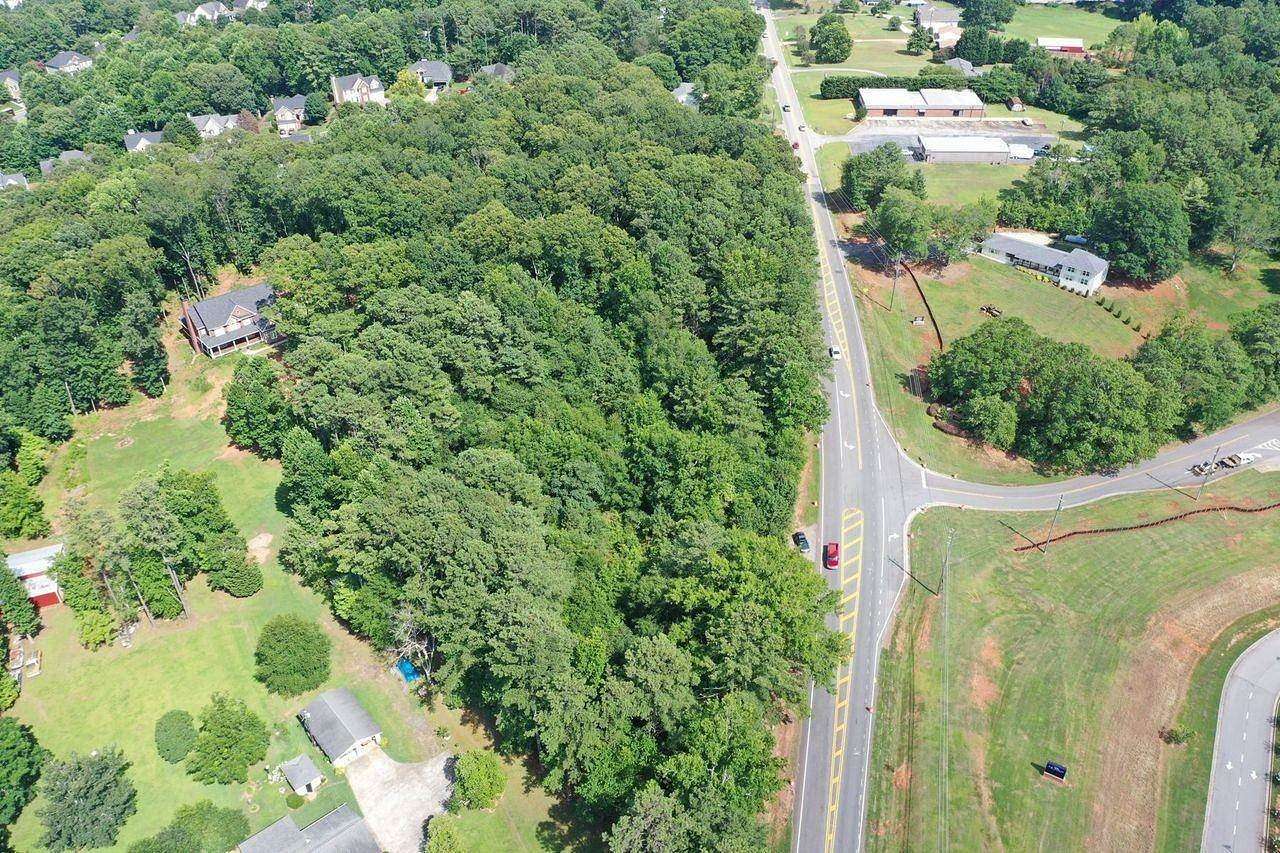 3.04 Acres of Land for Sale in Dallas, Georgia