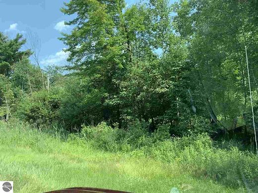 1.4 Acres of Land for Sale in Au Gres, Michigan