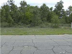0.61 Acres of Residential Land for Sale in Chipley, Florida