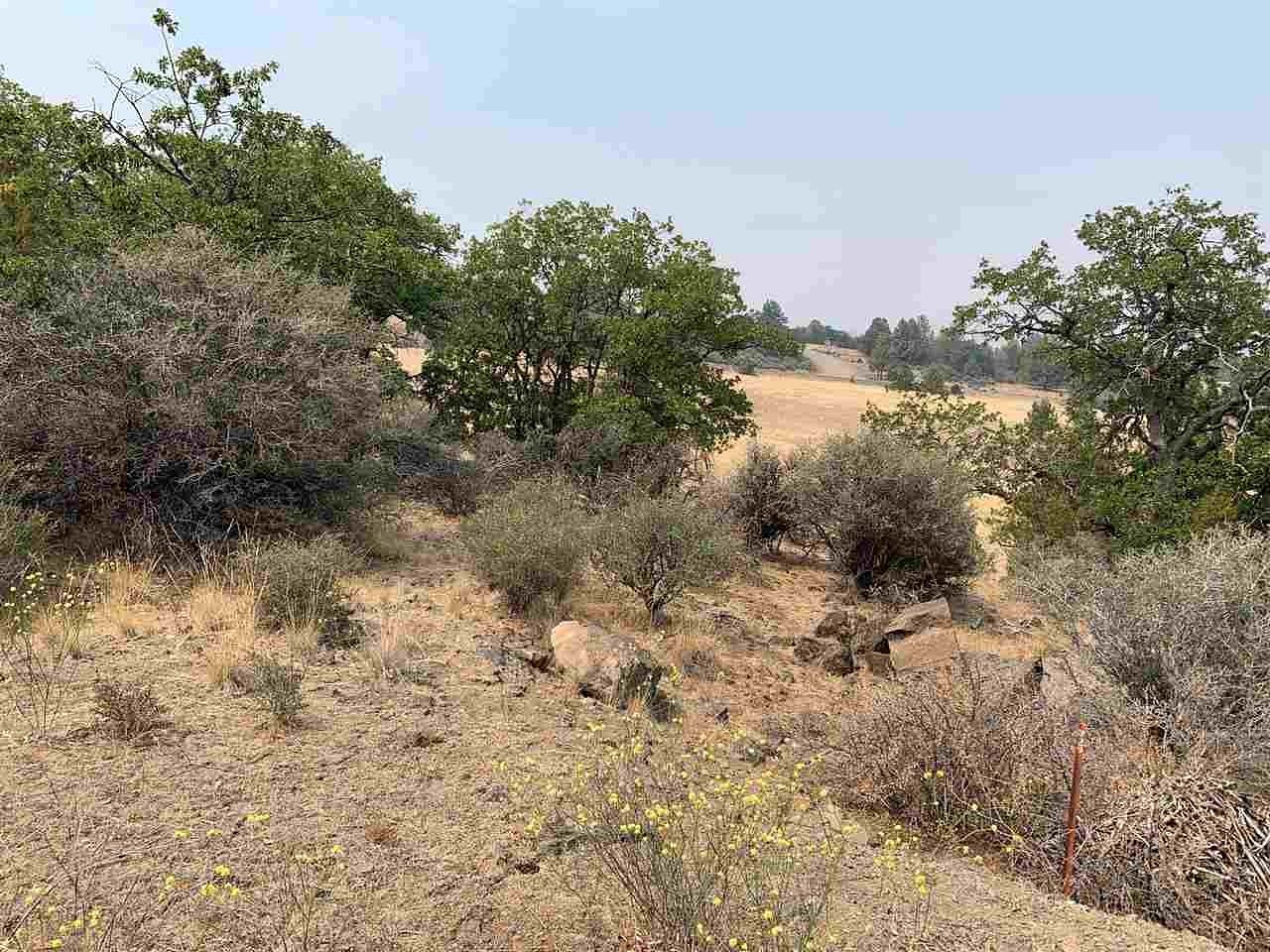 5 Acres of Agricultural Land for Sale in Hornbrook, California