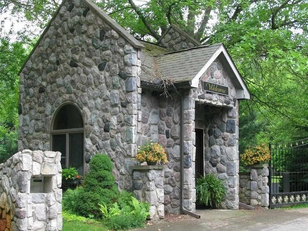 1 Acre of Residential Land for Sale in Jackson, Michigan