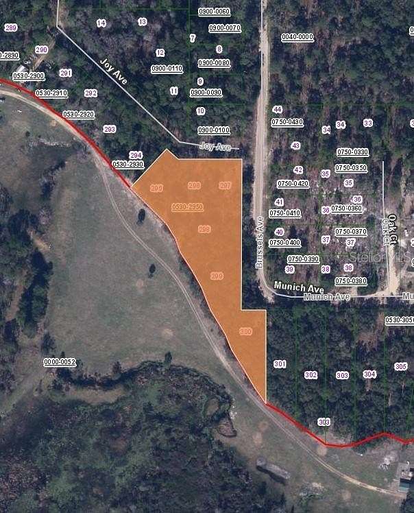 1.72 Acres of Residential Land for Sale in Interlachen, Florida