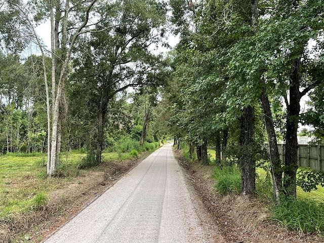 17.5 Acres of Land for Sale in Kinder, Louisiana