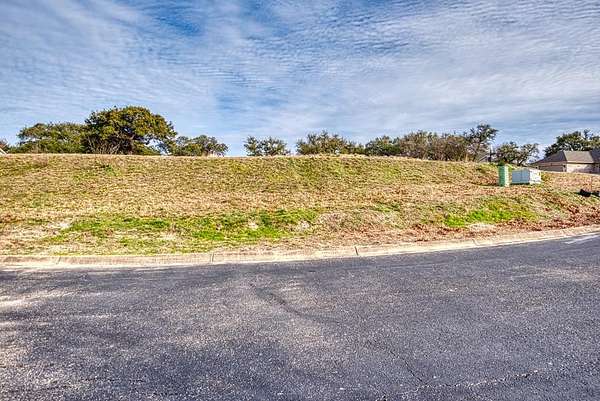0.1 Acres of Residential Land for Sale in Kerrville, Texas