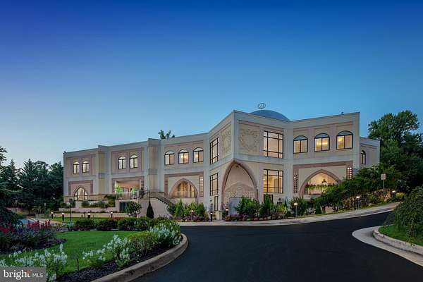 4.73 Acres of Mixed-Use Land for Sale in Herndon, Virginia