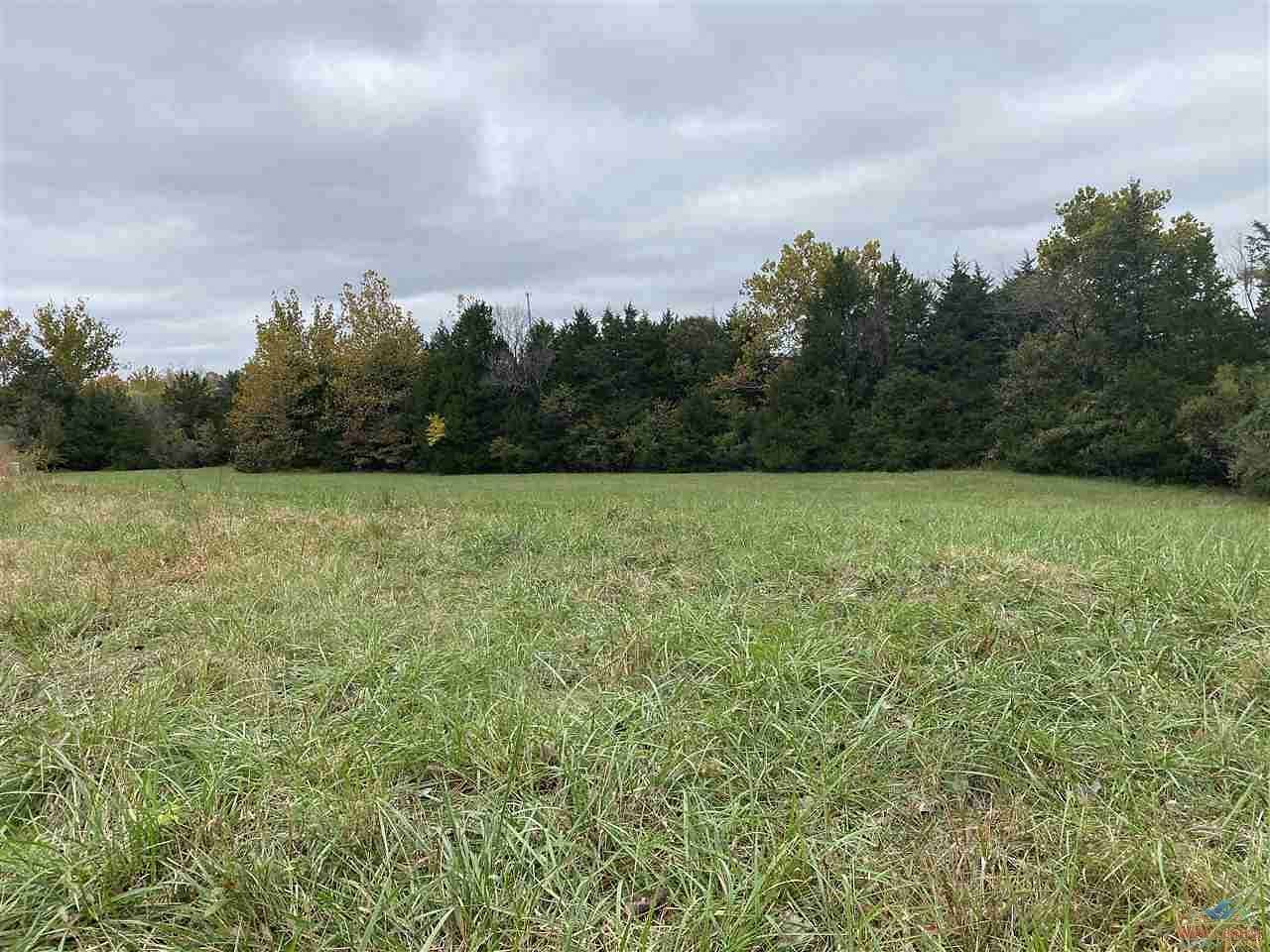 3 Acres of Residential Land for Sale in Warsaw, Missouri