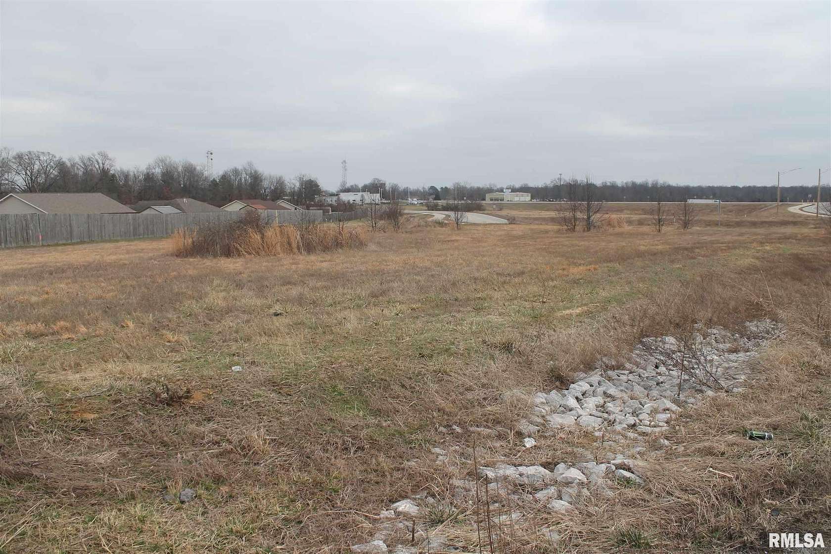 0.85 Acres of Commercial Land for Sale in Crainville, Illinois