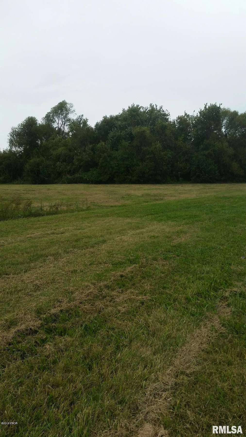 0.8 Acres of Commercial Land for Sale in Carbondale, Illinois