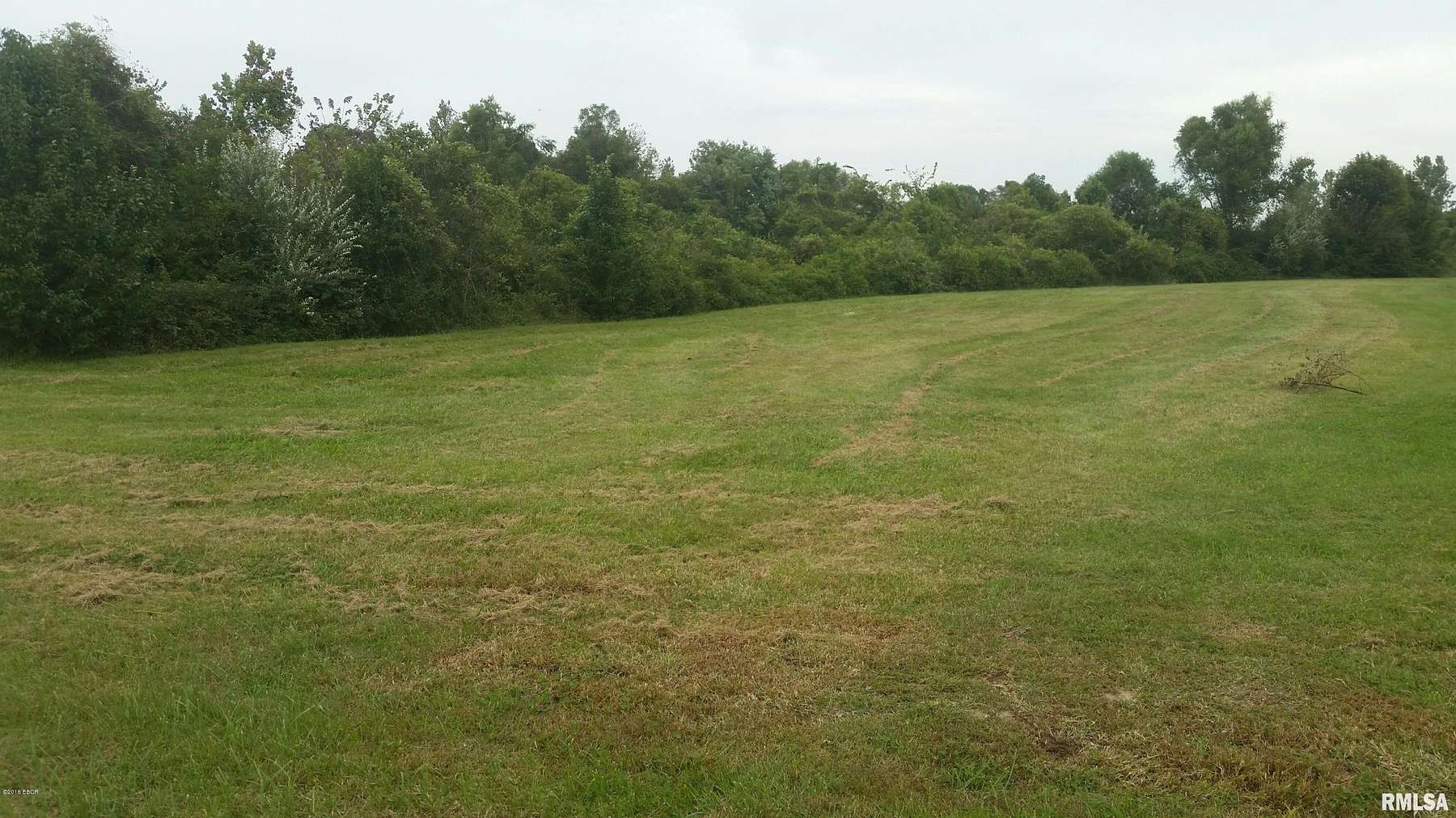 1.5 Acres of Commercial Land for Sale in Carbondale, Illinois