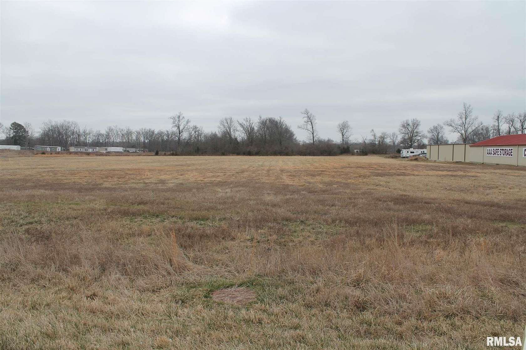 6.82 Acres of Commercial Land for Sale in Crainville, Illinois