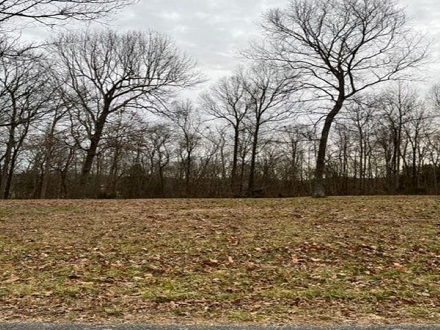 1.2 Acres of Residential Land for Sale in Russellville, Kentucky