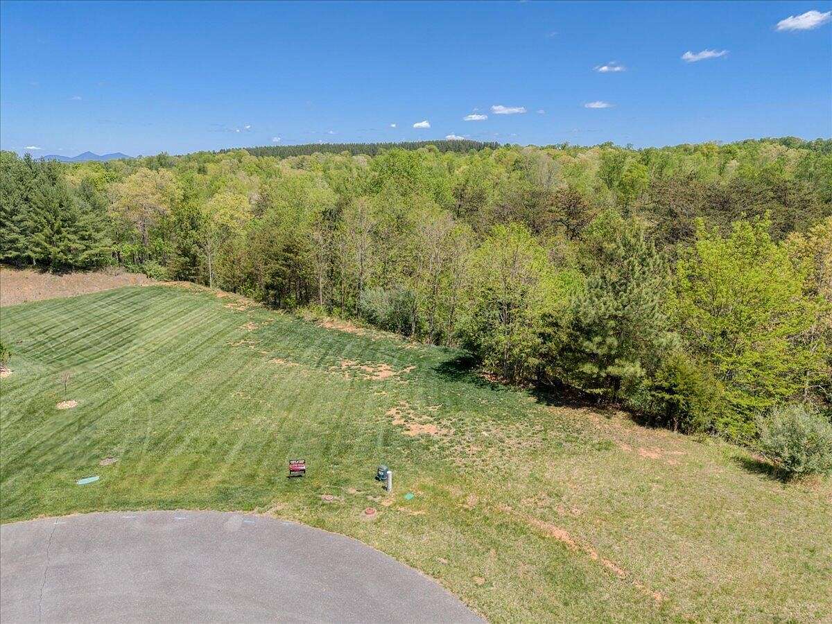 1 Acre of Residential Land for Sale in Moneta, Virginia