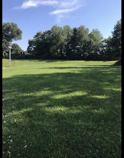0.97 Acres of Commercial Land for Sale in Mount Sterling, Kentucky