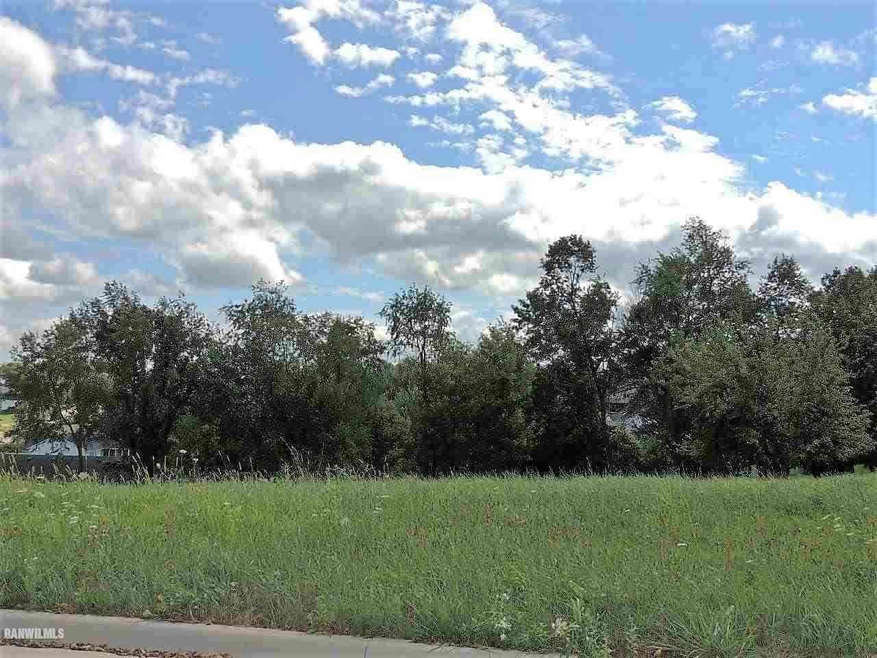 0.51 Acres of Residential Land for Sale in Galena, Illinois