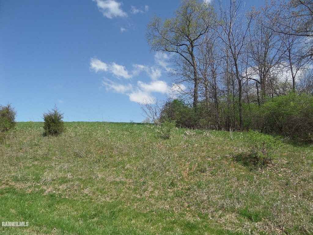 2 Acres of Land for Sale in Shannon, Illinois