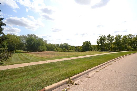 7 Acres of Land for Sale in Elgin, Illinois