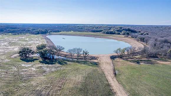 491 Acres of Recreational Land & Farm for Sale in Carbon, Texas
