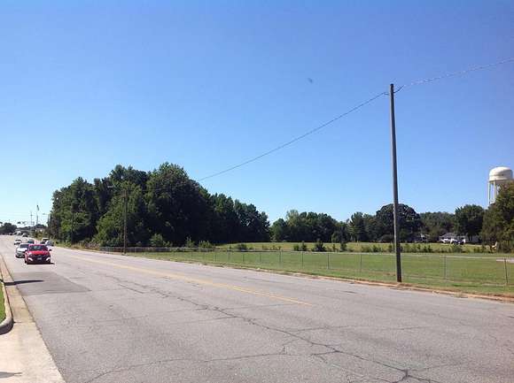4.4 Acres of Mixed-Use Land for Sale in Roanoke Rapids, North Carolina