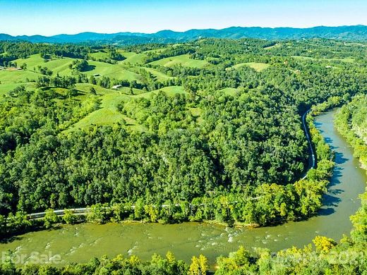 324 Acres of Agricultural Land for Sale in Marshall, North Carolina