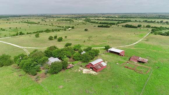 15.68 Acres of Land with Home for Sale in Clifton, Texas