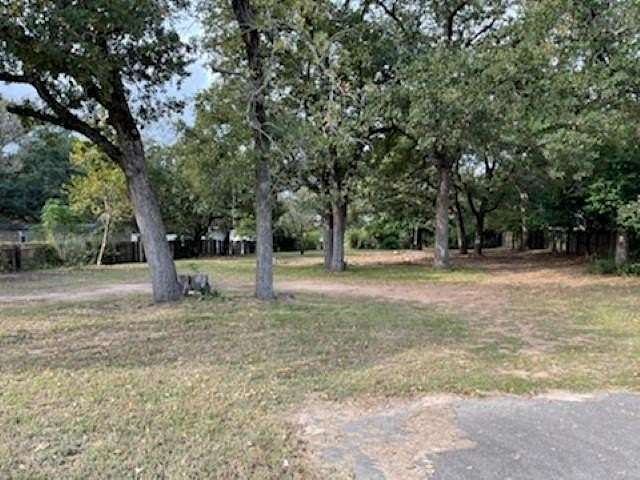 0.67 Acres of Commercial Land for Sale in Athens, Texas