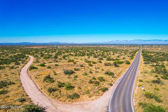 15.5 Acres of Commercial Land for Sale in Vail, Arizona