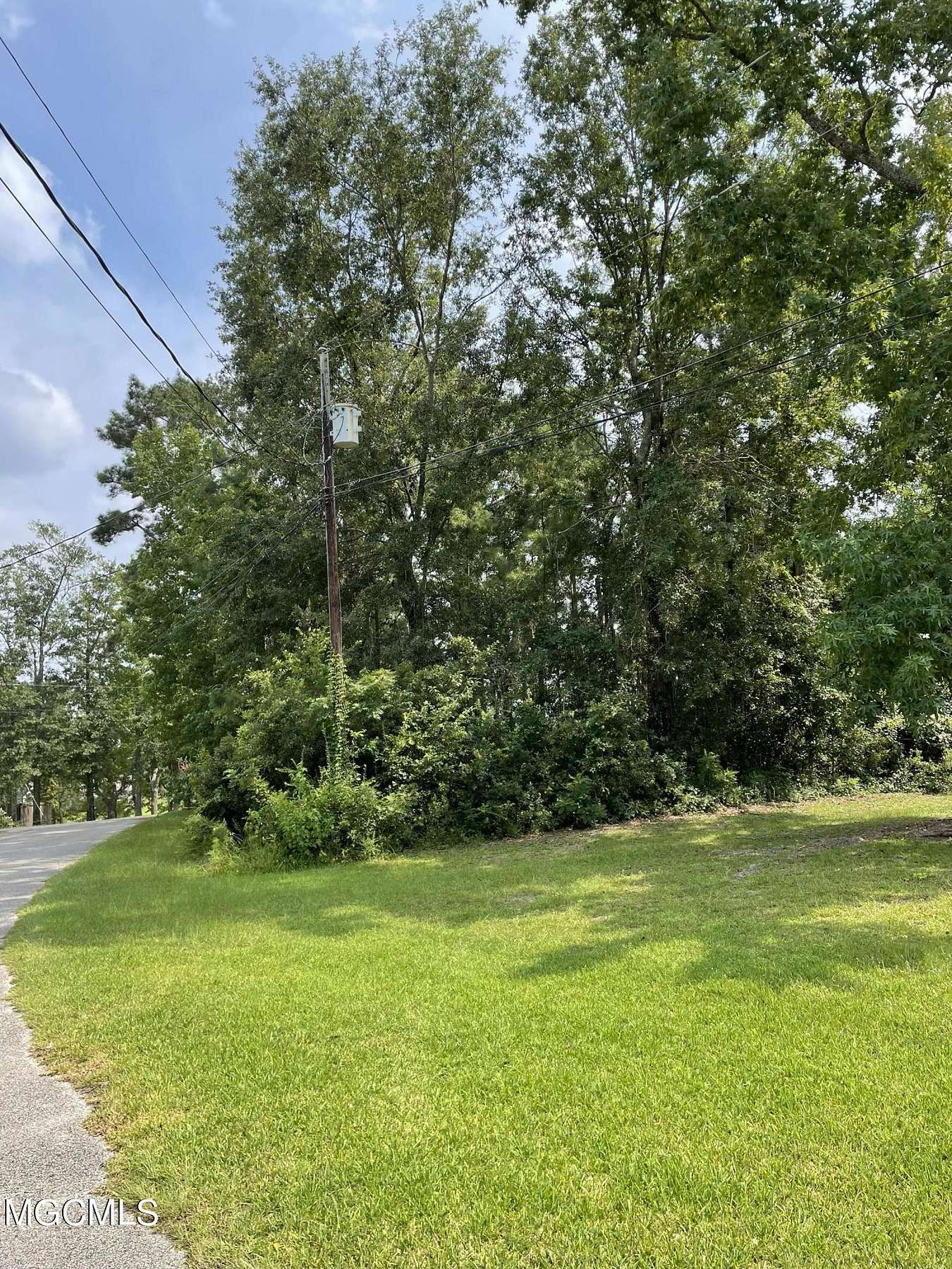 0.41 Acres of Residential Land for Sale in Gautier, Mississippi