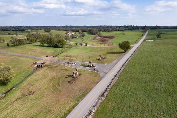 1 Acre of Land for Sale in Nicholasville, Kentucky
