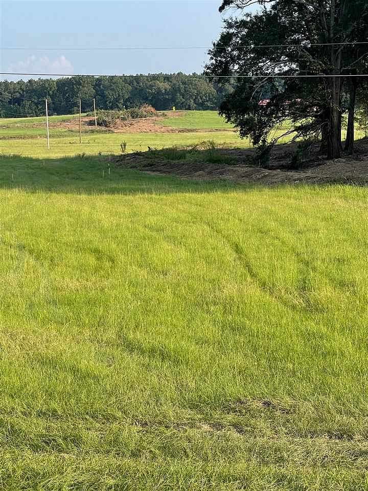 2 Acres of Residential Land for Sale in Benton, Mississippi