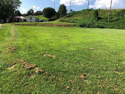 2 Acres of Residential Land for Sale in Pikeville, Kentucky