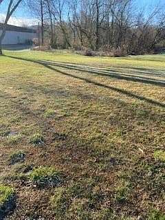 1 Acre of Land for Sale in Irvine, Kentucky