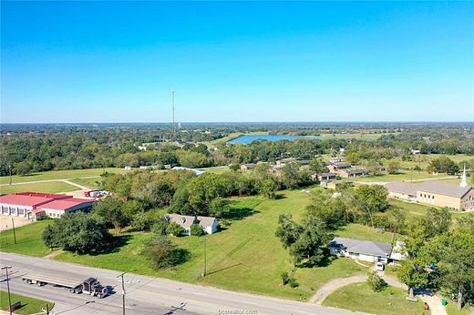 1.5 Acres of Commercial Land for Sale in Madisonville, Texas