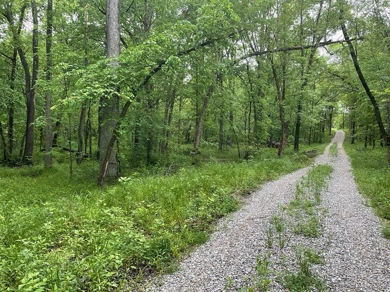 4.6 Acres of Residential Land for Sale in Centralia, Missouri