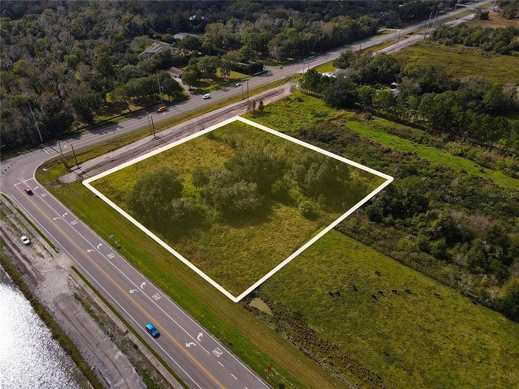 2.5 Acres of Commercial Land for Sale in Lakeland, Florida