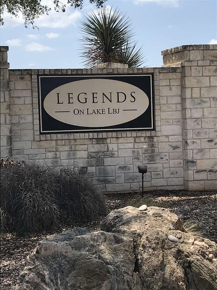 0.58 Acres of Residential Land for Sale in Kingsland, Texas