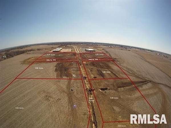 4.6 Acres of Commercial Land for Sale in Clinton, Iowa