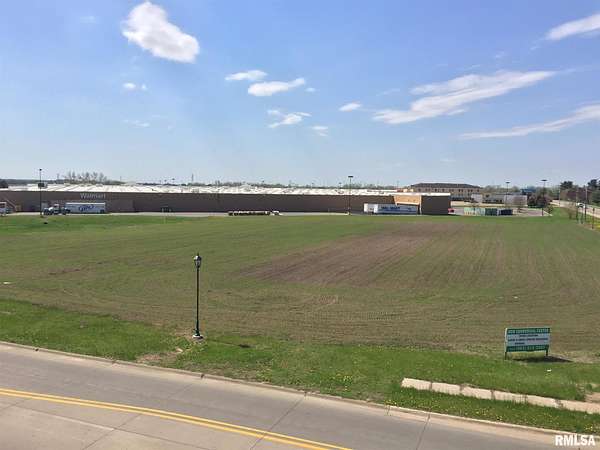 1.4 Acres of Mixed-Use Land for Sale in Clinton, Iowa