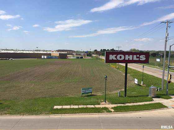 1.4 Acres of Commercial Land for Sale in Clinton, Iowa