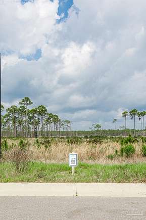 0.9 Acres of Residential Land for Sale in Pensacola, Florida
