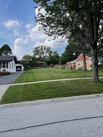 0.18 Acres of Land for Sale in Lombard, Illinois